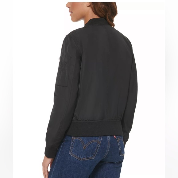 Keep your outerwear on trend with this cool bomber jacket from Levi's. - Picture 2 of 5